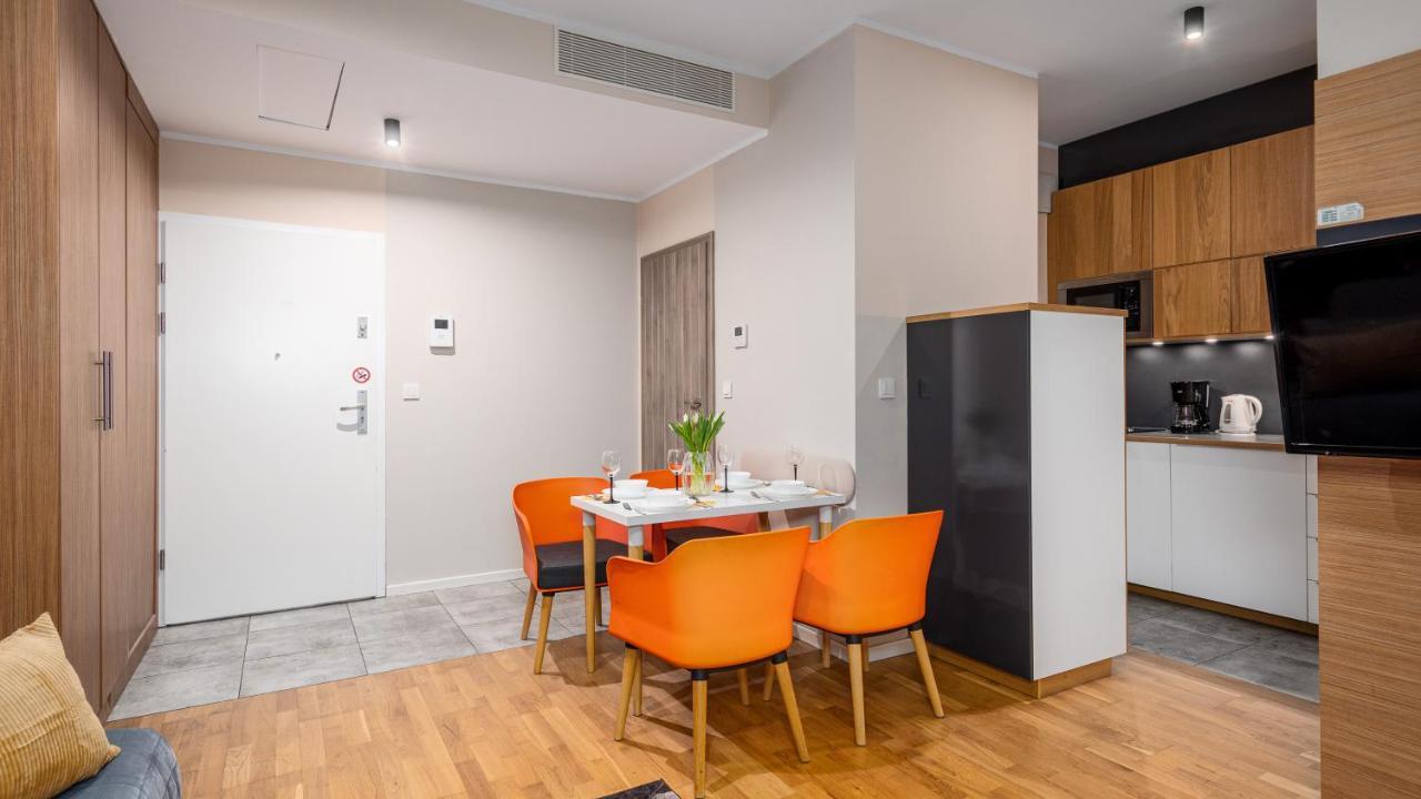 Apartamenty Sun & Snow 19 Dzielnica With Free Parking Varsovia Exterior foto