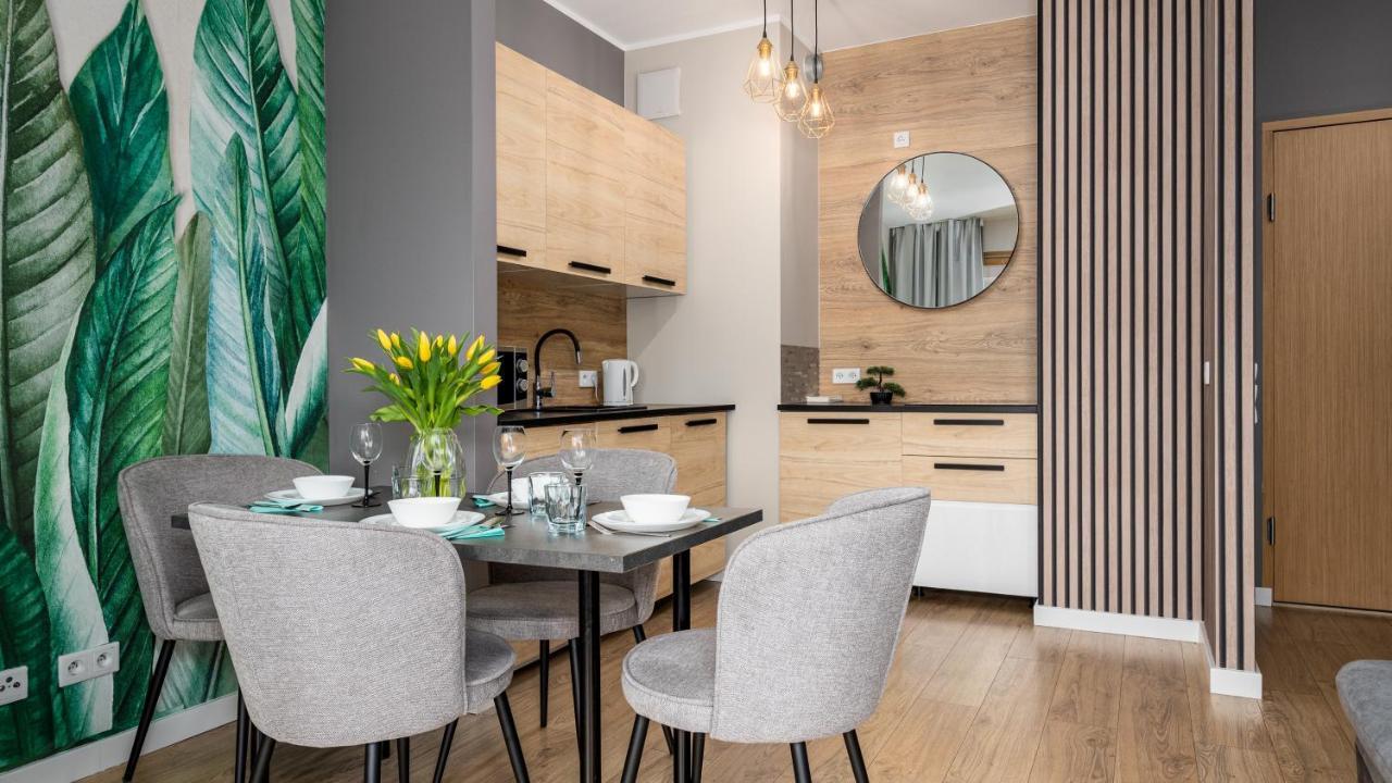 Apartamenty Sun & Snow 19 Dzielnica With Free Parking Varsovia Exterior foto