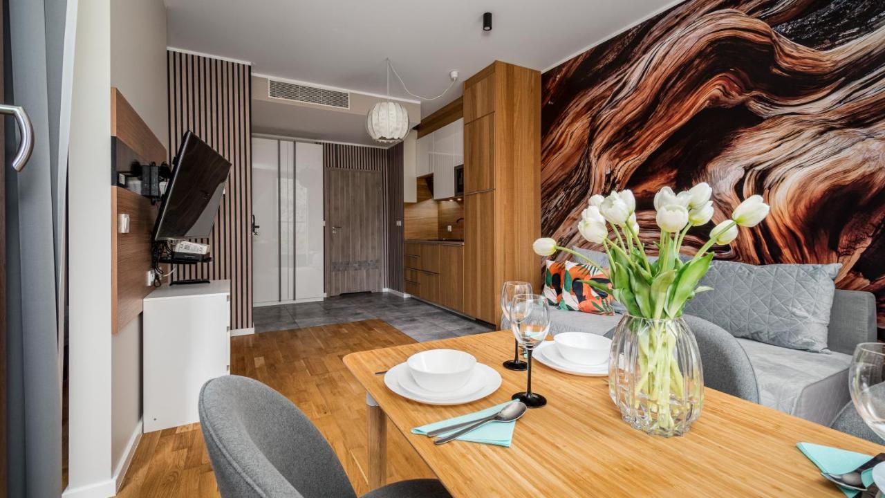 Apartamenty Sun & Snow 19 Dzielnica With Free Parking Varsovia Exterior foto