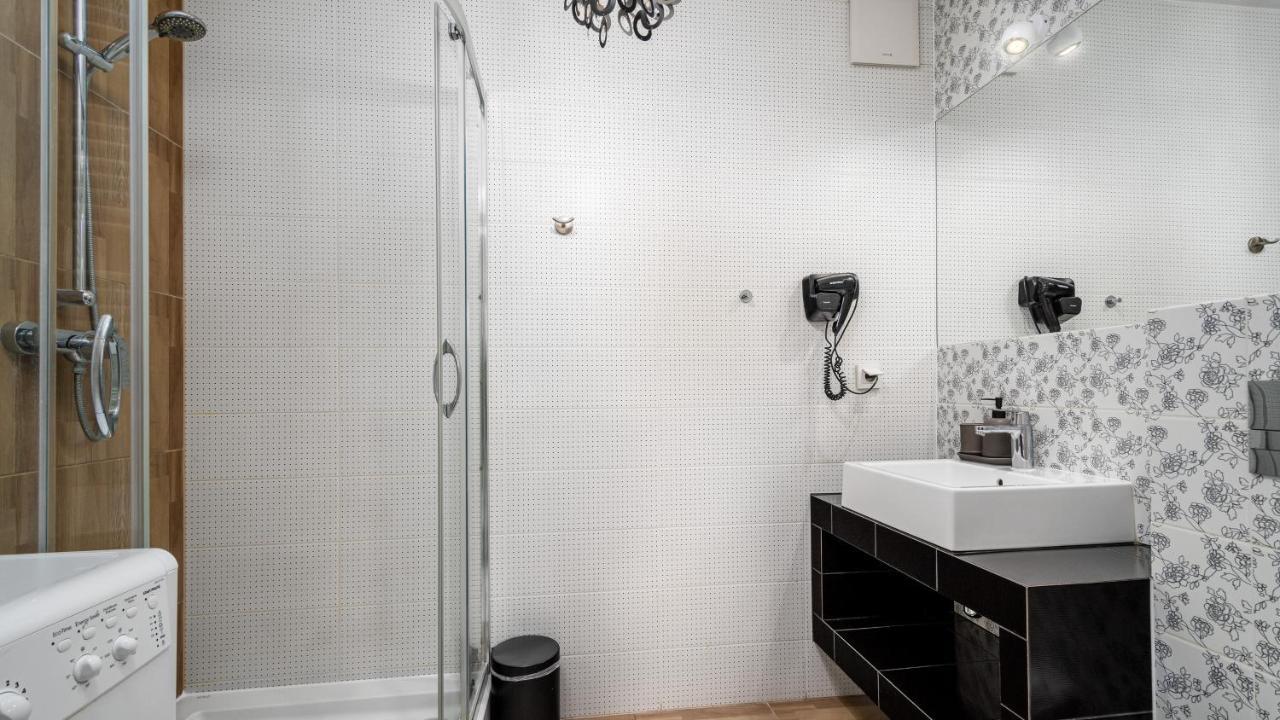 Apartamenty Sun & Snow 19 Dzielnica With Free Parking Varsovia Exterior foto